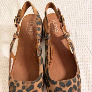 TOMS Jaclyn Slingback Heel Leopard Womens 7.5 size block heel NEW